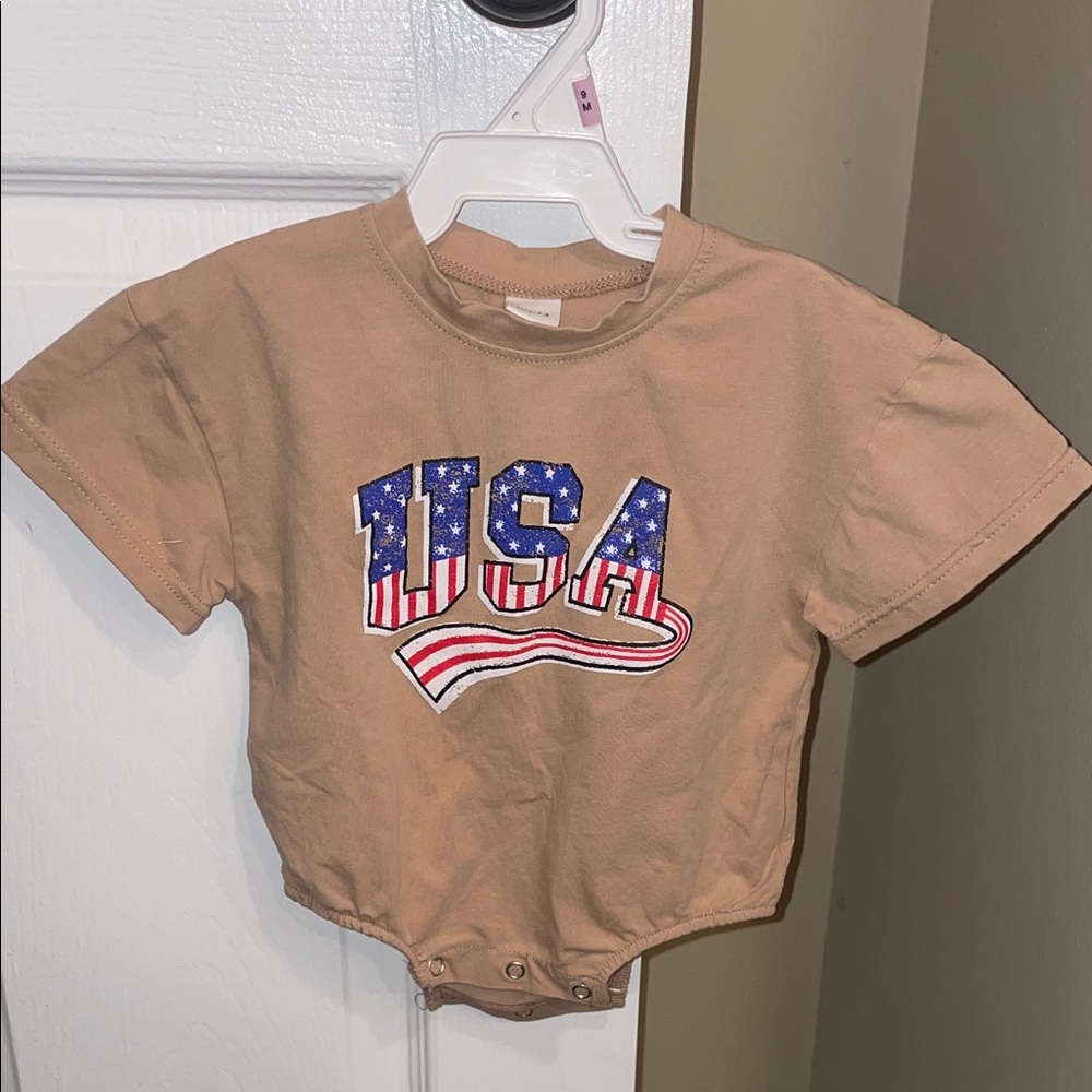 Tan USA Graphic Kids Tee